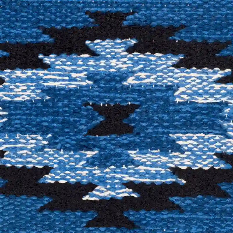 Banco tapizado estilo suroeste en crema y azul oscuro, asientos para 1-2 personas